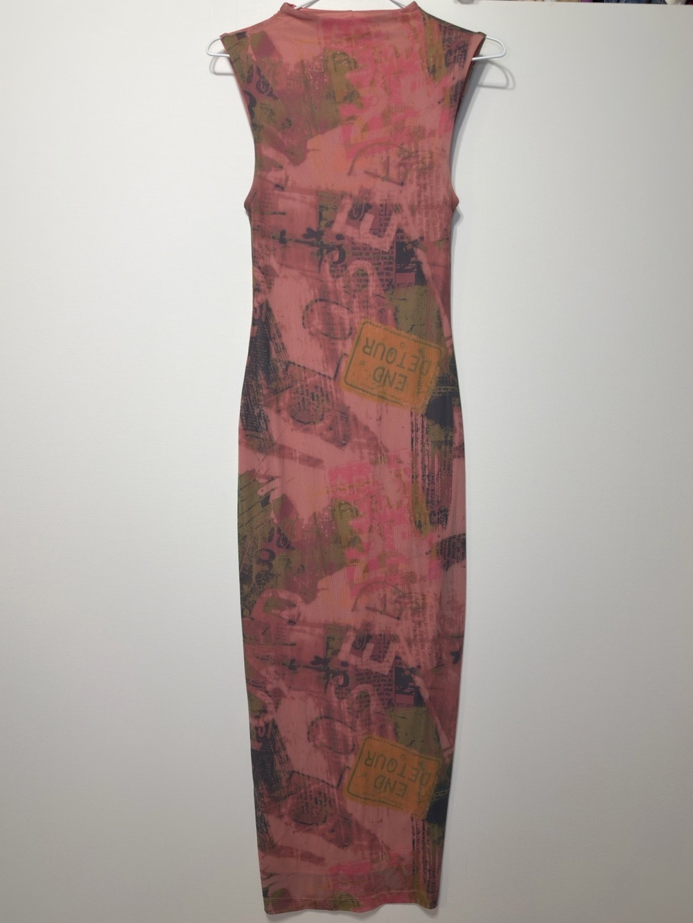 silence + noise Urban Outfitters Pink Mesh Dress Graphic Design Size Small - Picture 1 of 7